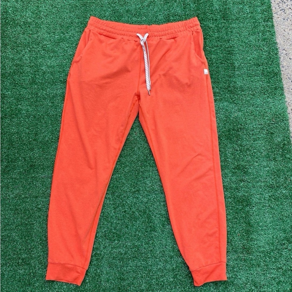 Vuori Women’s Orange Jogger Pants, size medium